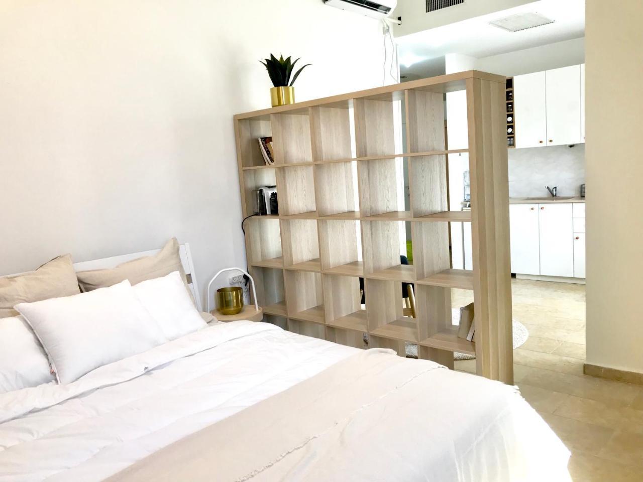 Bright And Spacious Loft By The Sea With Bomb Shelter テル・アビブ エクステリア 写真